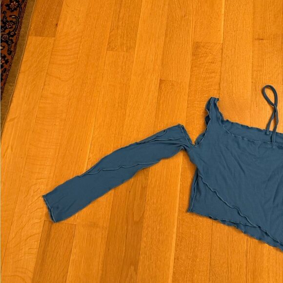 Blue Cut-Out Women's Top - Picture 7 of 8